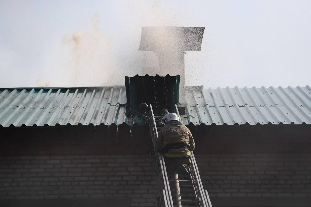 Фото В Новосибирске прокуратура начала проверку по факту пожара в Центральной клинической больнице 5
